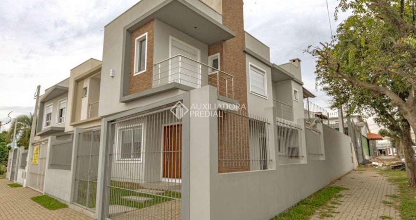 Casa com 3 quartos à venda na Rua Érico Veríssimo, 53, Nossa Senhora das Graças, Canoas
