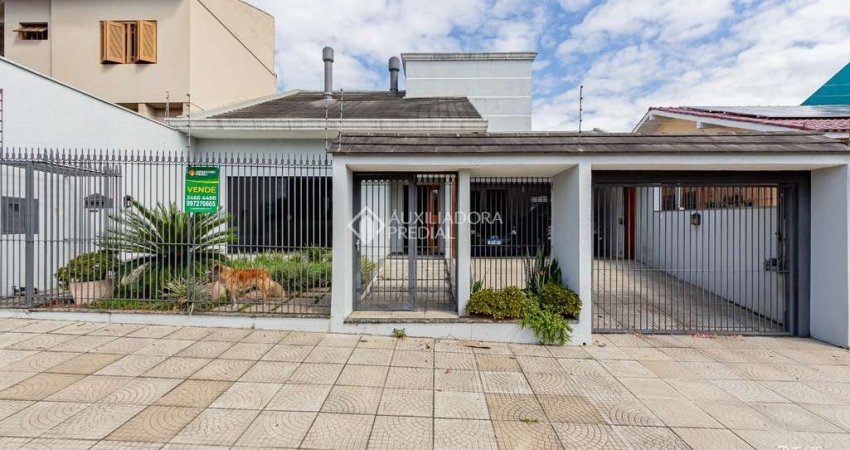 Casa com 3 quartos à venda na Rua Ramiro Barcelos, 507, São José, Canoas