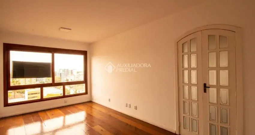 Apartamento com 2 quartos à venda na Cônego José Leão Hartmann, 100, Centro, Canoas