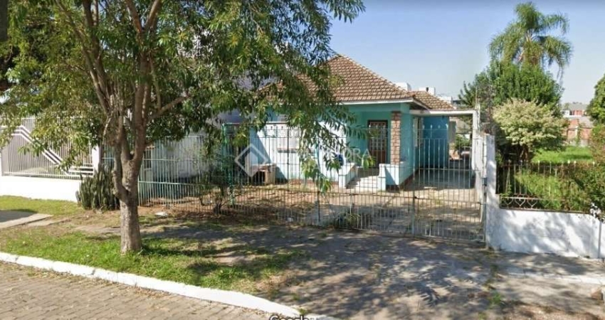 Terreno à venda na Rua Concórdia, 305, Niterói, Canoas