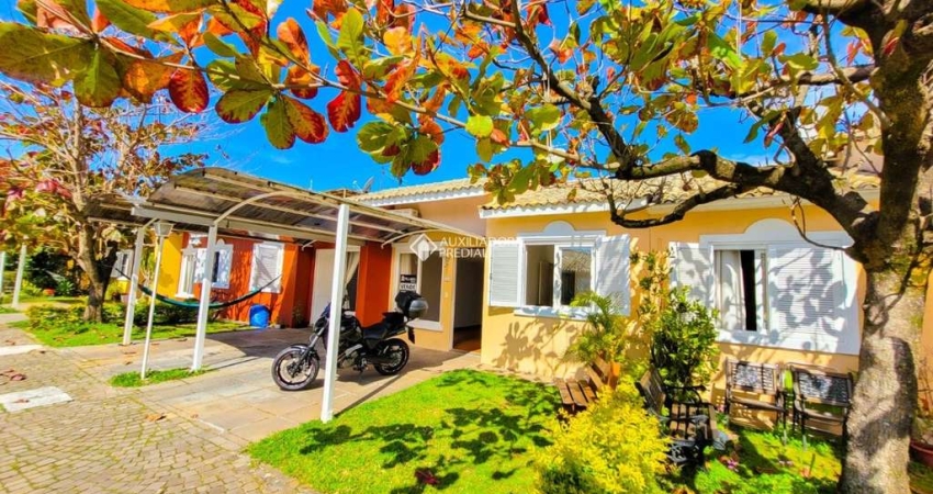 Casa em condomínio fechado com 2 quartos à venda na Rua Paes Lemes, 720, Rio Branco, Canoas