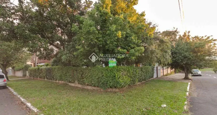 Terreno à venda na Rua Guararapes, 40, Marechal Rondon, Canoas