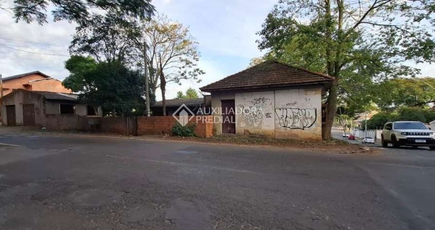 Terreno à venda na Rua Santa Terezinha, 767, Nossa Senhora das Graças, Canoas