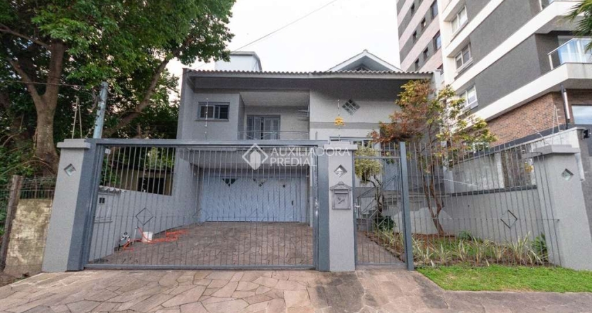 Casa com 4 quartos à venda na Rua Irmão Guilherme, 290, Marechal Rondon, Canoas