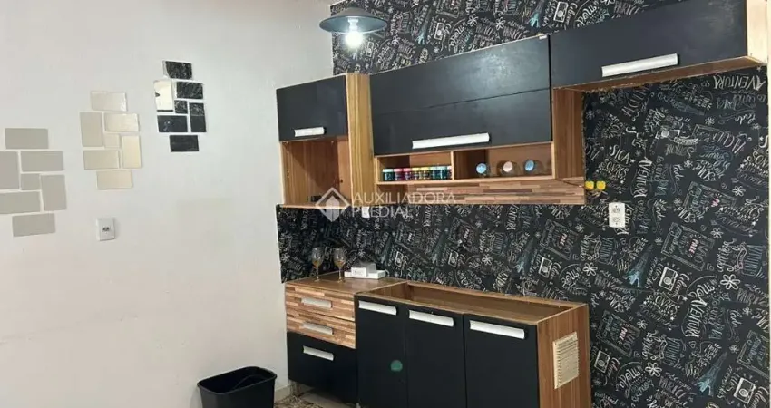 Casa com 3 quartos à venda na Rua Waldemar Silva de Souza, 85, São José, Canoas