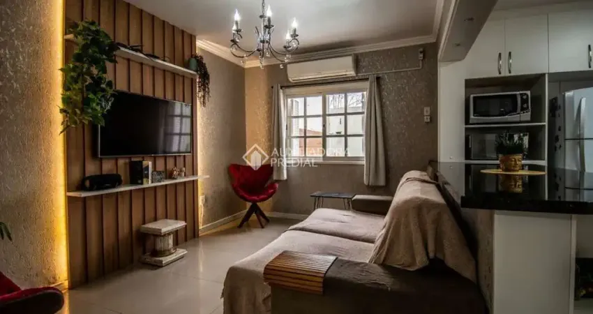 Casa com 3 quartos à venda na Rua Pedro Canizio Müller, 116, Estância Velha, Canoas