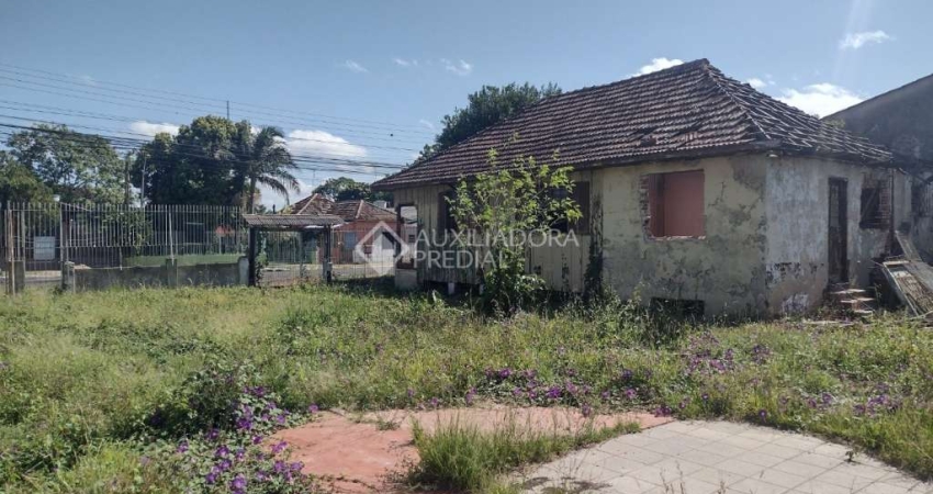Terreno à venda na Rua Minas Gerais, 892, Niterói, Canoas