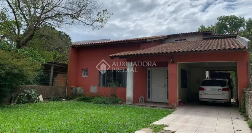 Casa com 3 quartos à venda na Rua Caxias, 1030, Centro, Esteio