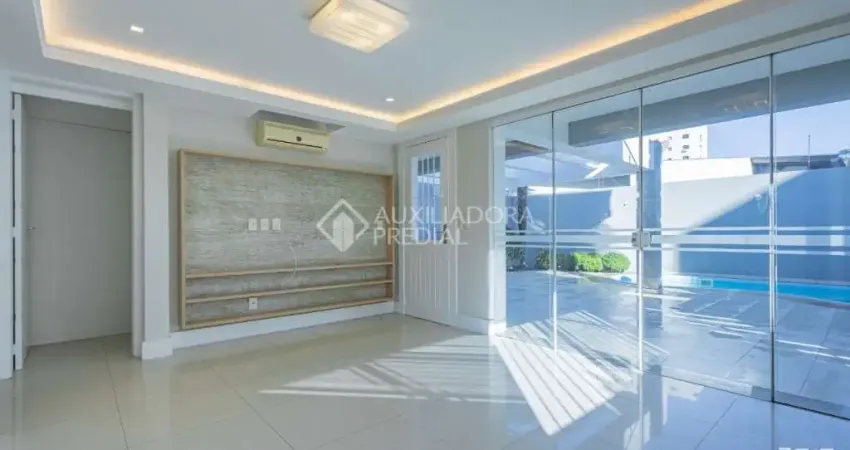 Casa com 5 quartos à venda na Rua Duque de Caxias, 999, Marechal Rondon, Canoas