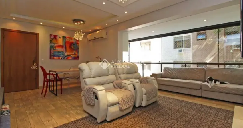 Apartamento com 3 quartos à venda na Avenida João Obino, 515, Petrópolis, Porto Alegre