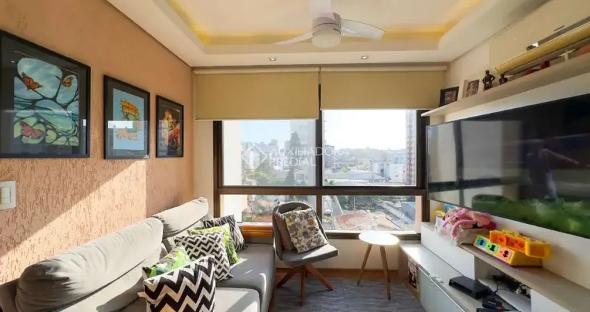 Apartamento com 2 quartos à venda na Beco Andaraí, 566, Passo da Areia, Porto Alegre