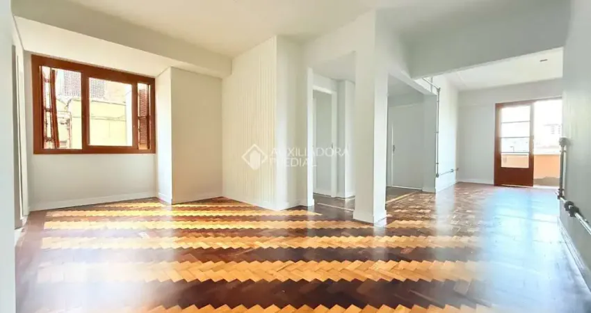 Apartamento com 3 quartos à venda na Rua Tomaz Flores, 247, Independência, Porto Alegre