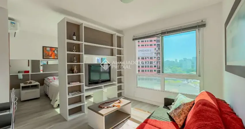 Apartamento com 1 quarto à venda na Rua Valdir Antônio Lopes, 199, Três Figueiras, Porto Alegre