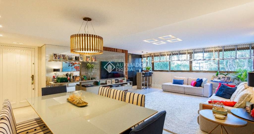 Apartamento com 3 quartos à venda na Rua Casemiro de Abreu, 1668, Bela Vista, Porto Alegre