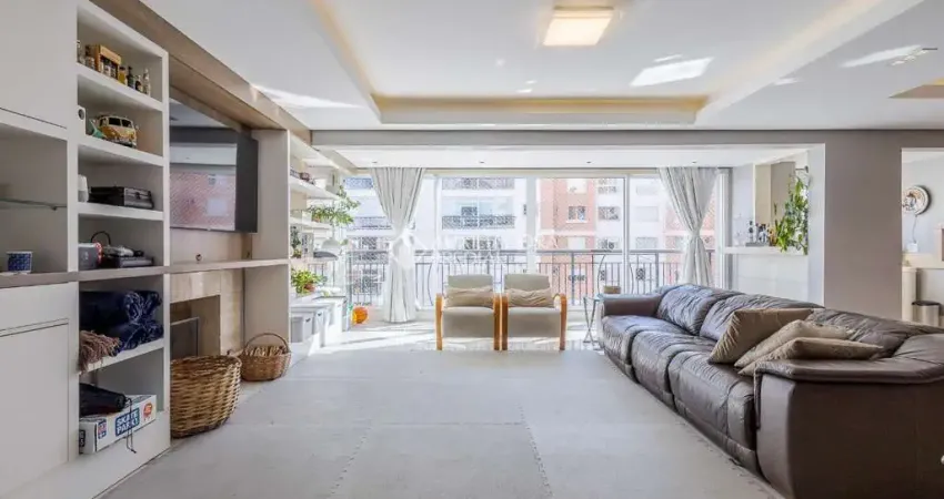 Apartamento com 3 quartos à venda na Avenida Túlio de Rose, 330, Jardim Europa, Porto Alegre