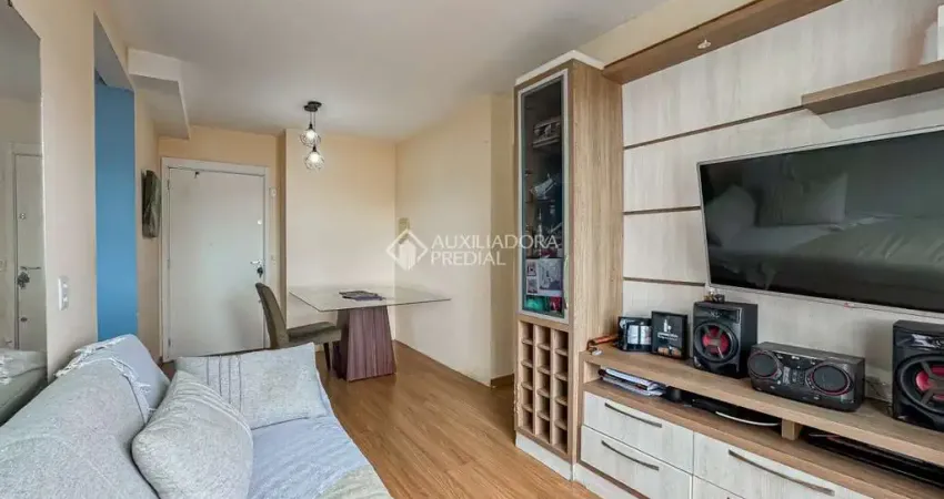 Apartamento com 2 quartos à venda na Rua Engenheiro João Luderitz, 550, Sarandi, Porto Alegre