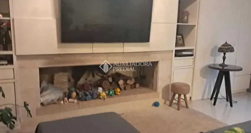 Casa em condomínio fechado com 3 quartos à venda na Rua Dolores Duran, 1584, Lomba do Pinheiro, Porto Alegre