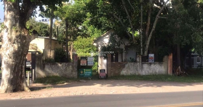 Terreno à venda na Avenida Coronel Marcos, 2170, Pedra Redonda, Porto Alegre