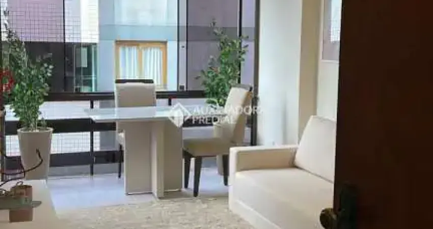 Apartamento com 2 quartos à venda na Rua Professor Cristiano Fischer, 906, Petrópolis, Porto Alegre