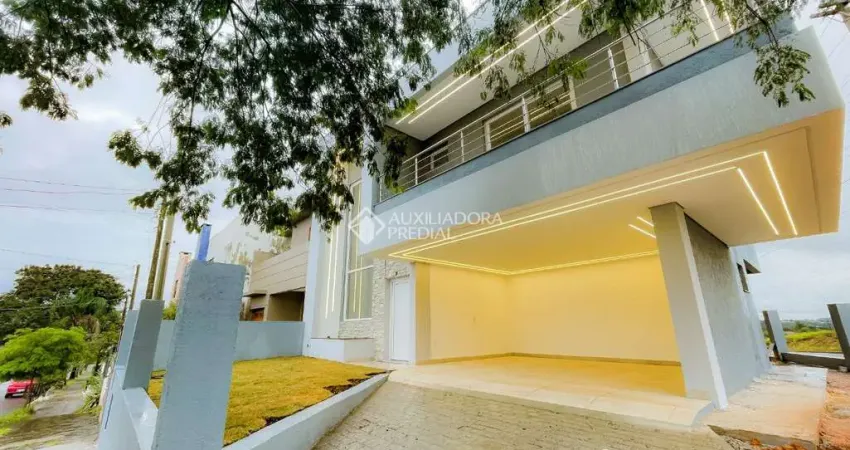Casa em condomínio fechado com 4 quartos à venda na Rua Verdes Campos, 431, Mário Quintana, Porto Alegre