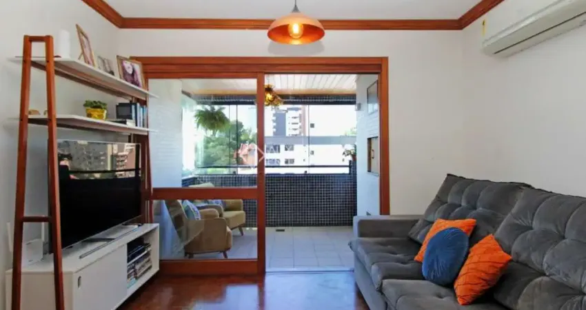 Apartamento com 3 quartos à venda na Rua Carlos Von Koseritz, 368, São João, Porto Alegre