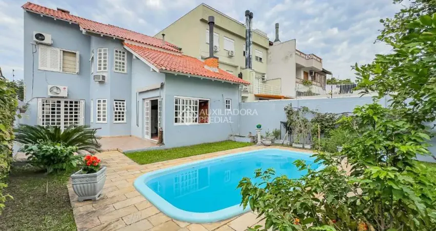 Casa em condomínio fechado com 4 quartos à venda na Rua Paulo Madureira Coelho, 70, Morro Santana, Porto Alegre