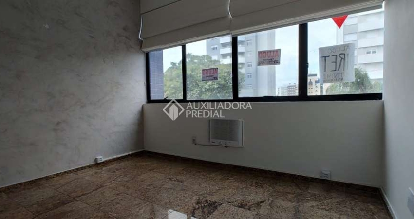 Sala comercial à venda na Rua Paulo Setúbal, 25, Passo da Areia, Porto Alegre