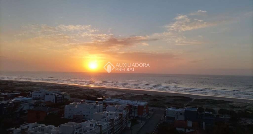 Apartamento com 3 quartos à venda na Alexandrino De Alencar, 200, Centro, Torres