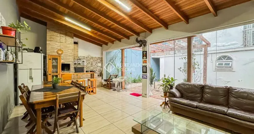 Casa em condomínio fechado com 7 quartos à venda na Avenida José Gertum, 126, Chácara das Pedras, Porto Alegre