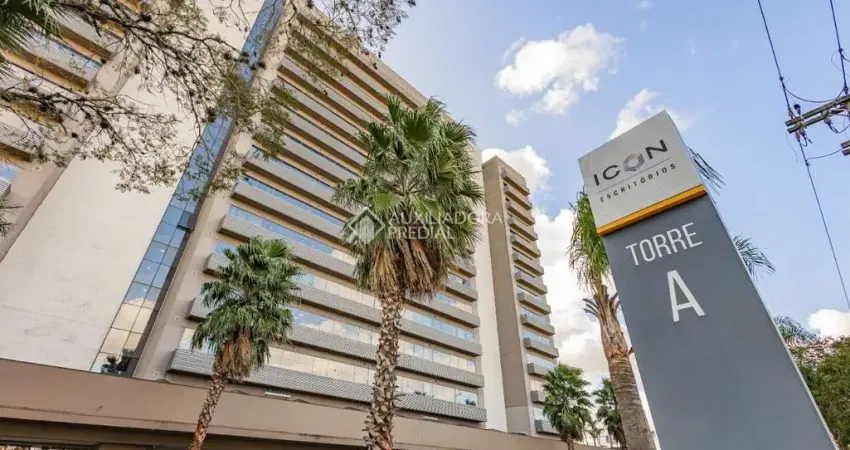 Sala comercial à venda na Avenida Assis Brasil, 4500, São Sebastião, Porto Alegre