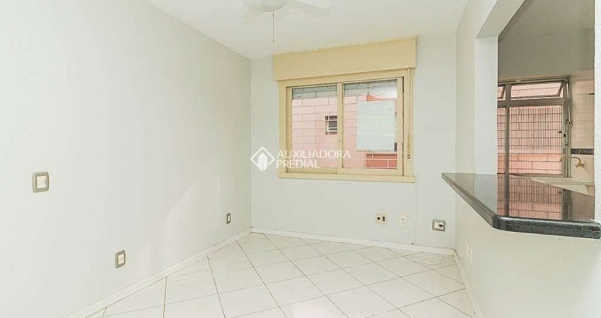 Apartamento com 1 quarto à venda na Rua Ângelo Crivellaro, 600, Jardim do Salso, Porto Alegre