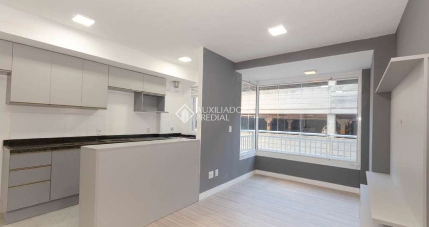 Apartamento com 2 quartos à venda na Rua Airton Ferreira da Silva, 295, Humaitá, Porto Alegre