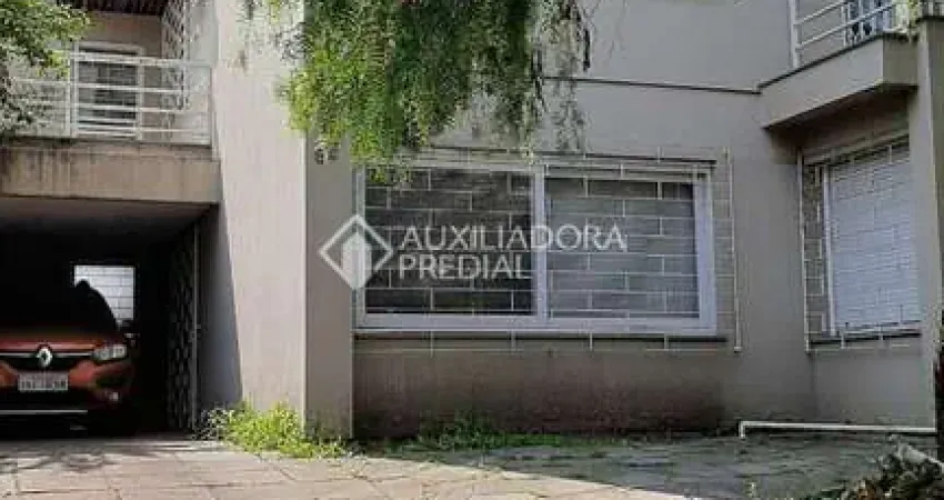 Casa com 5 quartos à venda na Rua Doutor Guimarães Rosa, 65, Boa Vista, Porto Alegre