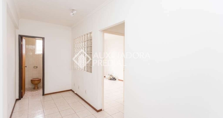 Sala comercial à venda na Avenida Cristóvão Colombo, 398, Floresta, Porto Alegre