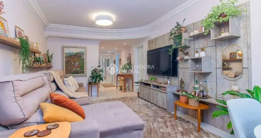Apartamento com 3 quartos à venda na Rua Líbero Badaró, 222, Passo da Areia, Porto Alegre