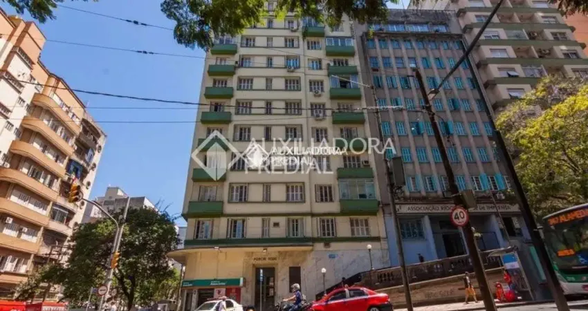 Apartamento com 2 quartos à venda na Avenida Borges de Medeiros, 929, Centro Histórico, Porto Alegre
