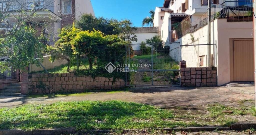 Terreno à venda na Rua João Berutti, 323, Chácara das Pedras, Porto Alegre