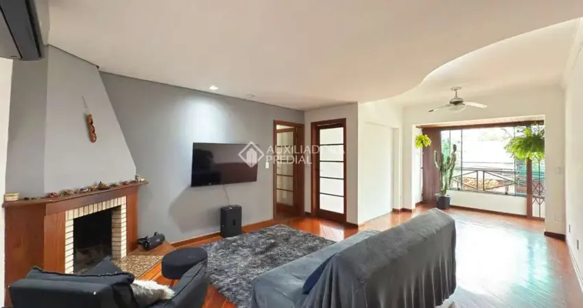 Apartamento com 3 quartos à venda na Rua Artur Fabião Carneiro, 45, Passo da Areia, Porto Alegre