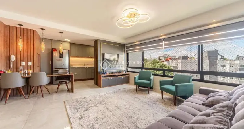 Apartamento com 3 quartos à venda na Rua Cananéia, 255, Vila Jardim, Porto Alegre