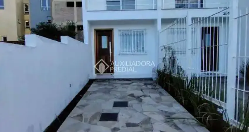 Casa com 3 quartos à venda na Rua Luzinete Alves Aragon, 380, Hípica, Porto Alegre
