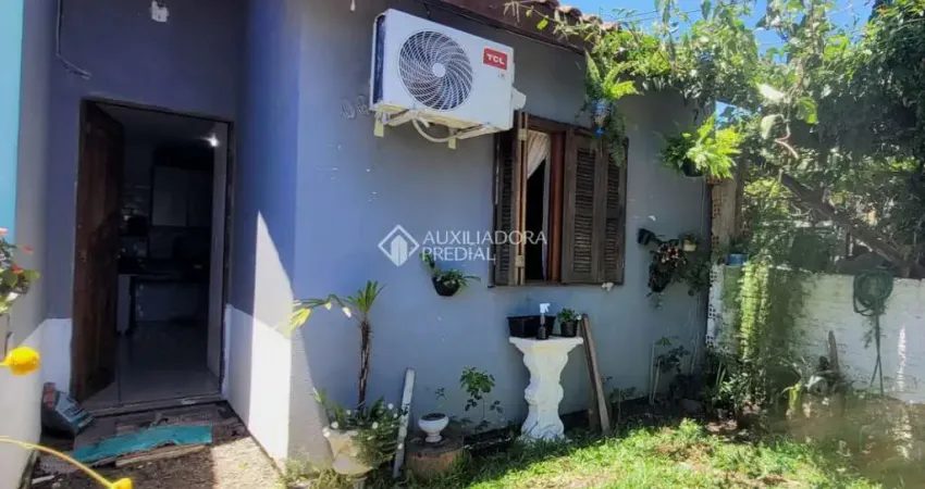 Casa em condomínio fechado com 1 quarto à venda na Rua Jacundá, 686, Guarujá, Porto Alegre