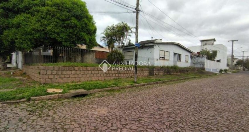 Casa com 3 quartos à venda na Rua Victor Issler, 329, Espírito Santo, Porto Alegre