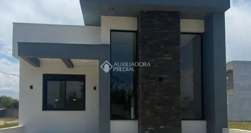 Casa em condomínio fechado com 3 quartos à venda na Avenida Juca Batista, 5505, Hípica, Porto Alegre