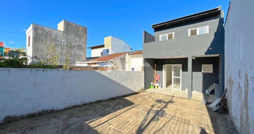 Casa com 3 quartos à venda na Rua Antônio Ribeiro Messias, 155, Hípica, Porto Alegre