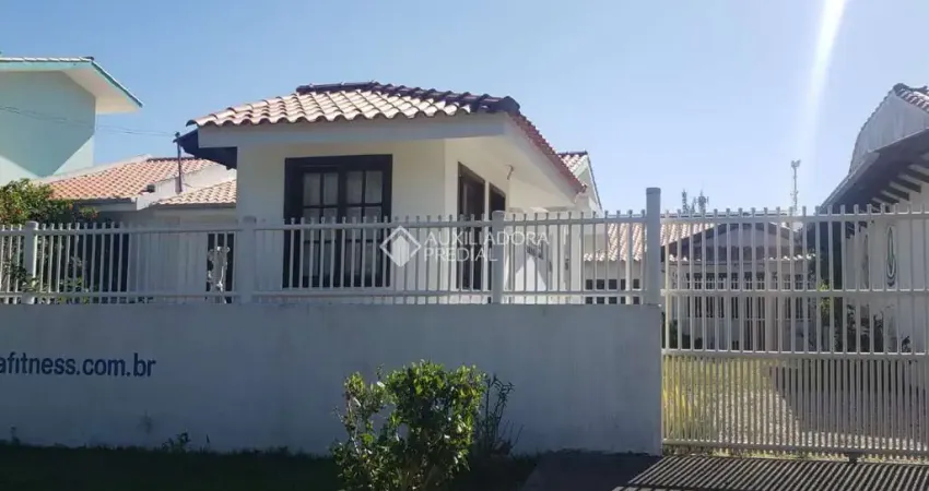 Casa com 3 quartos à venda na Avenida Quatorze, 196, Itapiruba, Imbituba