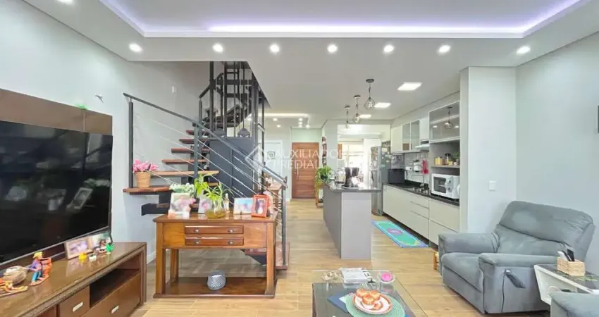 Casa em condomínio fechado com 3 quartos à venda na Rua Corticeira, 387, Hípica, Porto Alegre