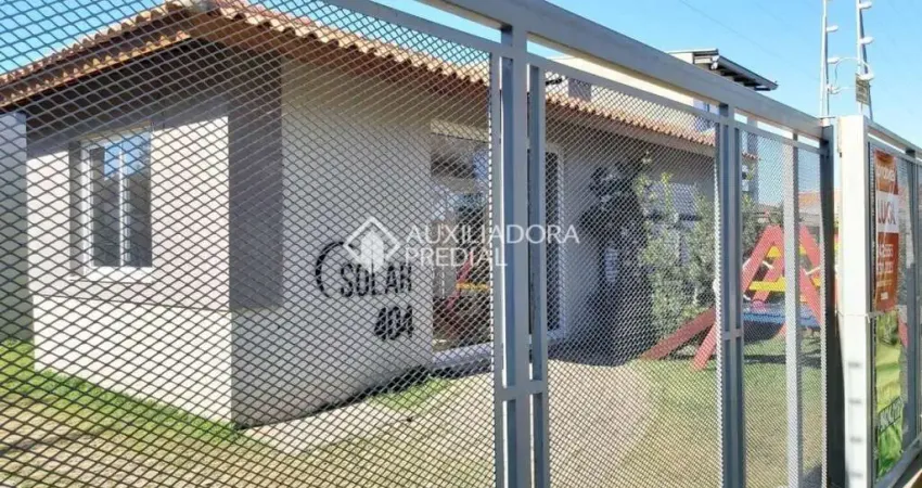 Casa em condomínio fechado com 2 quartos à venda na Rua Santa Mônica, 404, Ponta Grossa, Porto Alegre