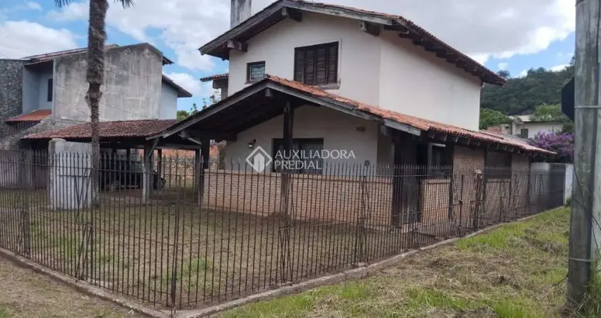 Casa com 3 quartos à venda na Rua Júlio Dias de Souza, 235, Aberta dos Morros, Porto Alegre
