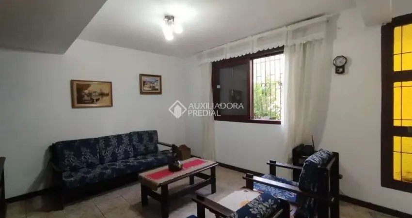 Casa com 3 quartos à venda na Avenida Celestino Bertolucci, 495, Aberta dos Morros, Porto Alegre