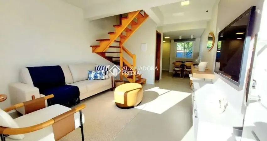 Casa em condomínio fechado com 2 quartos à venda na Rua Dorival Castilhos Machado, 236, Aberta dos Morros, Porto Alegre